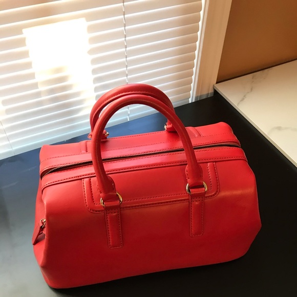 Talbots Handbags - Talbots women’s red leather doctor style bag